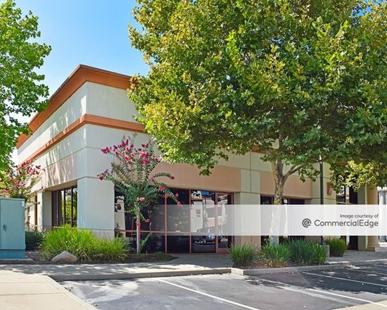 Stanford Ranch Office Plaza