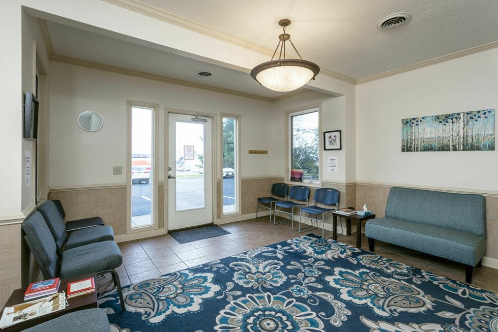3200 SF PROFESSIONAL OFFICE SPACE AVAILABLE