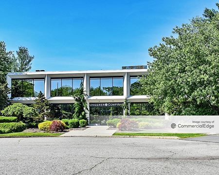 Office space for Rent at 4 Ungerer Way in Lincoln Park