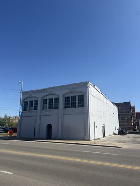 1112 Monroe Street