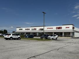 RETAIL CENTER | SHADOW-ANCHORED BY WALMART