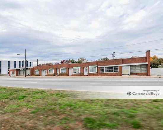 1101-1119 East Wendover Avenue