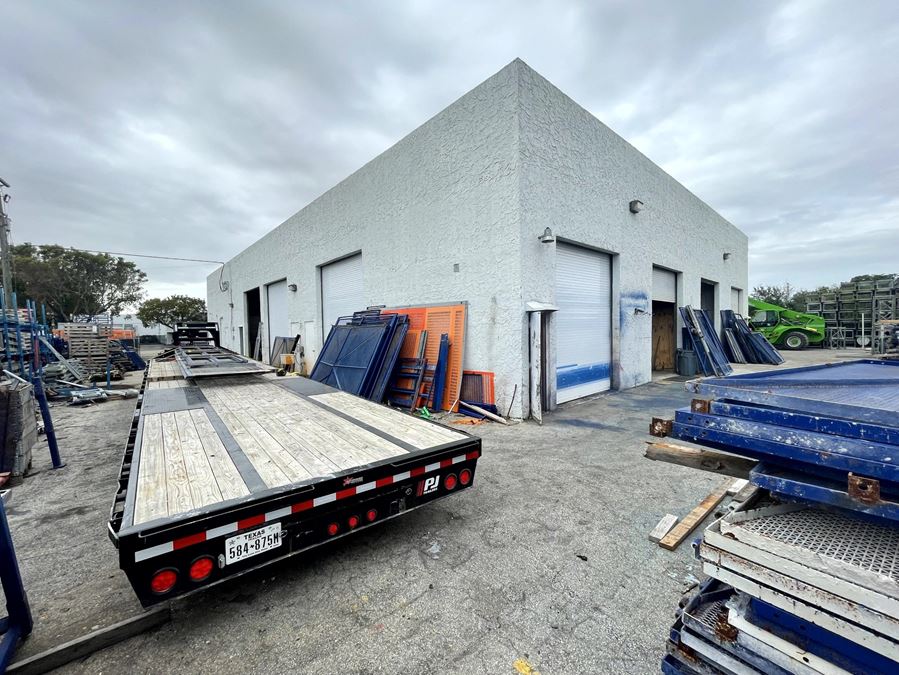 Pompano Beach Freestanding Warehouse Sublease