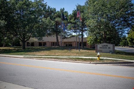 Photo of commercial space at 1691 Woodlands Drive in Maumee