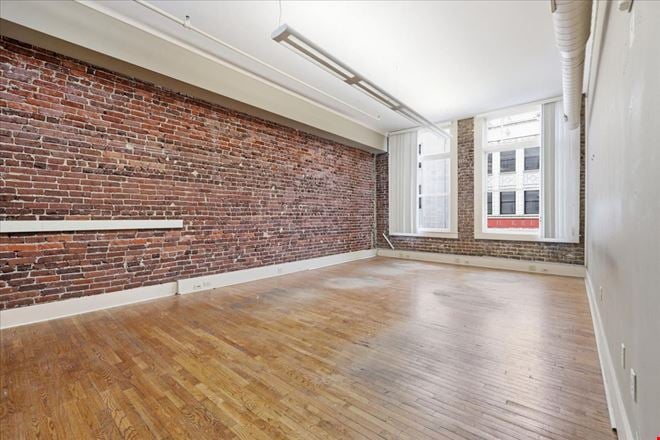 418 S Gay St