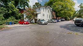 725 W Morgan St