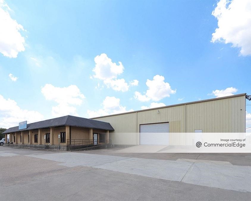 3637 North Highway 77, Waxahachie, TX Industrial Building