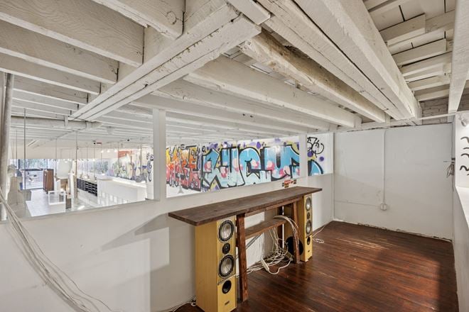 27 N 2nd St