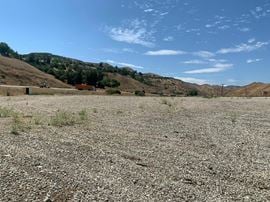 32300 Castaic Rd