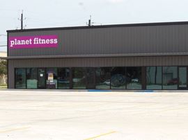 Planet Fitness Plaza