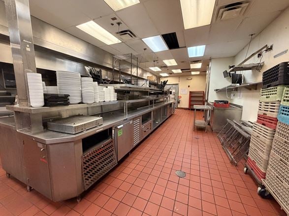 Former TGI Friday's - 7656 Cox Lane