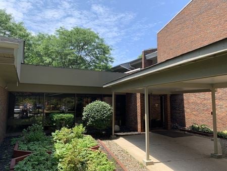 Commercial space for Rent at 8224 Mentor Ave. in Mentor
