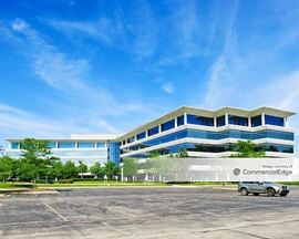 Oak Brook Pointe
