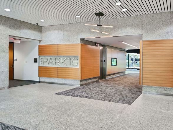 TX, Houston - Park Ten Place