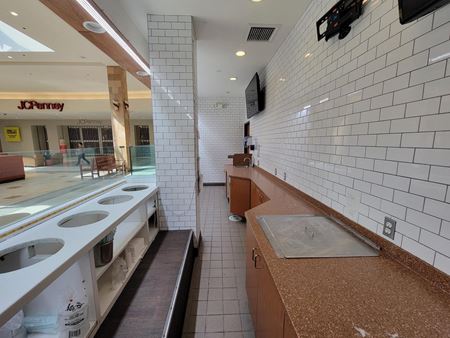 312      Space Photo Gallery 4