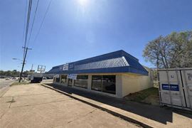 1404 W Gentry Pkwy