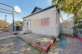 606 Broadway Blvd SE
