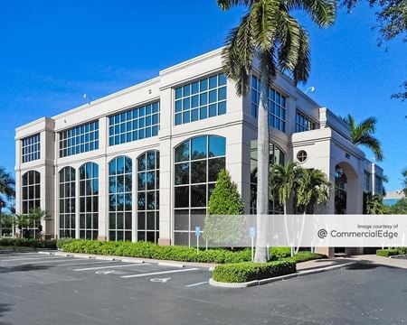 Office space for Rent at 850 Park Shore Drive in Naples