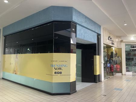 C31      Space Photo Gallery 4