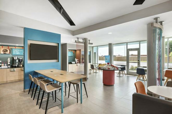Candlewood Suites & avid Dual-Brand Development