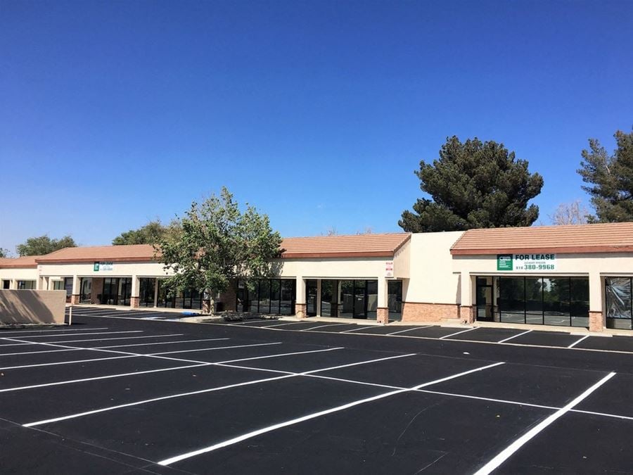 Retail & Office Space Available in Prime Lancaster