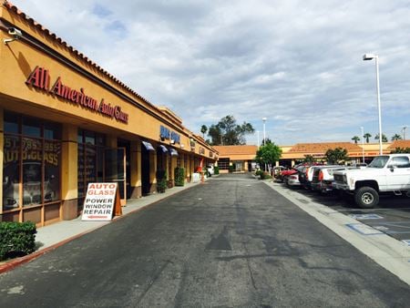 Retail space for Rent at 11881-11883 Magnolia in Riverside