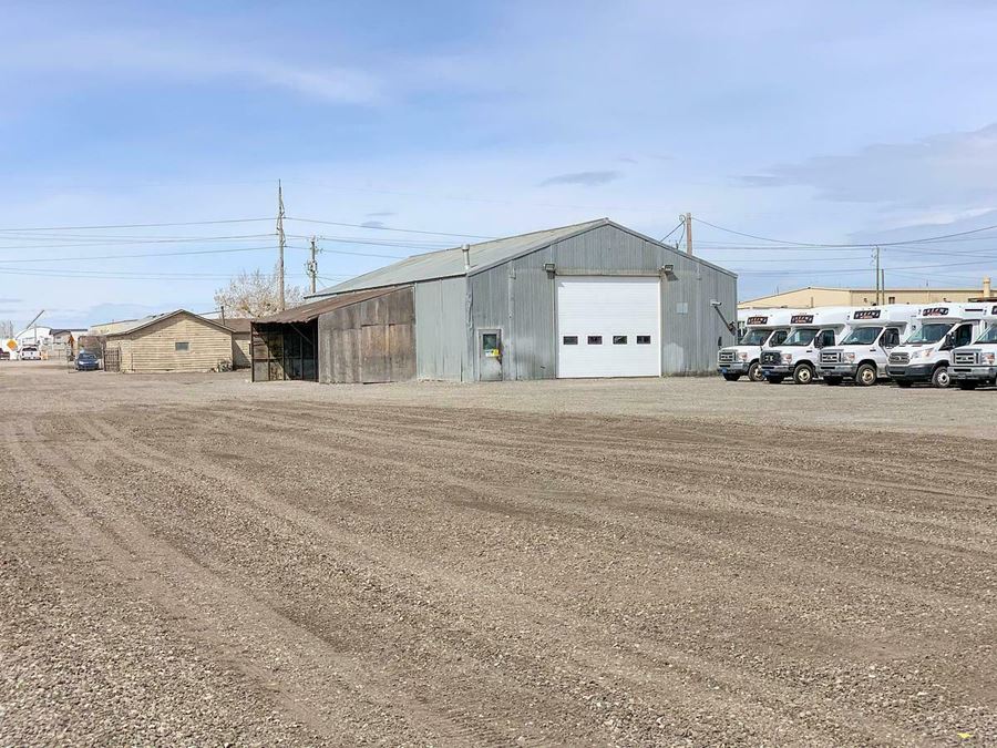 8612 48 St SE