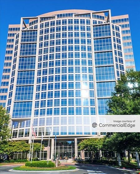 Photo of commercial space at 5565 Glenridge Connector NE in Sandy Springs