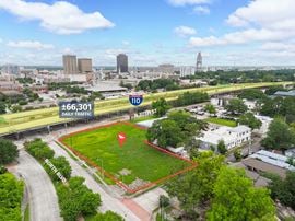 Triple-Frontage Development Site Adjacent to I-10