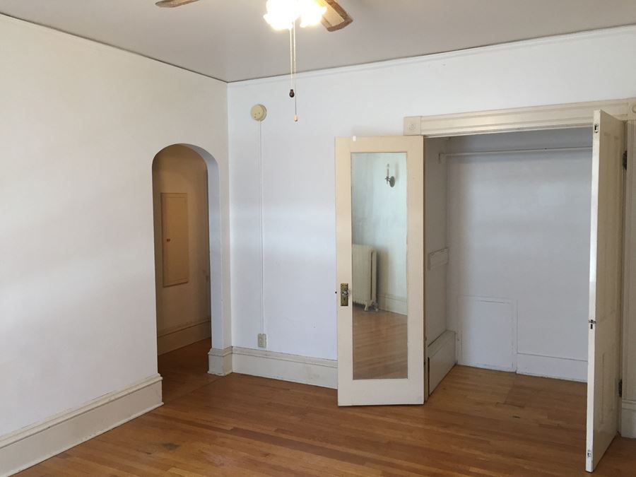 632 W 7th St
