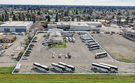 Warehouse on ±4.51 AC Parcel