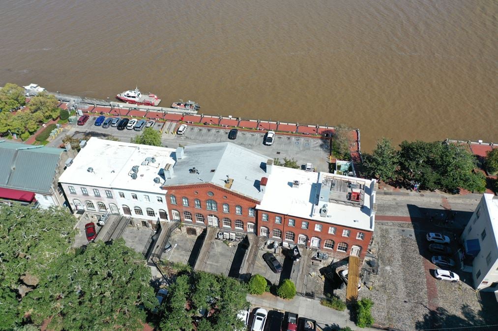 Leasing Opportunity on River St | Historic District