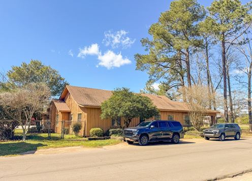 Office for Sale in Petal