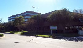 2424 Wilcrest Dr