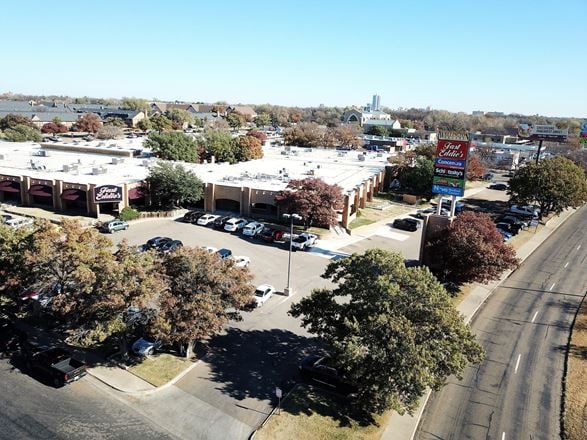 1619 S Kentucky - Wellington Square