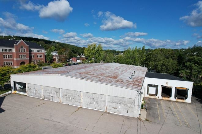 11 Blackstone River Road