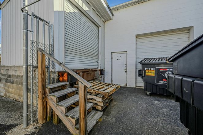 10 Mill Park Ct, Newark, DE