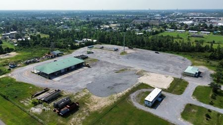 Photo of commercial space at 2622 North Macarthur Avenue in Panama City