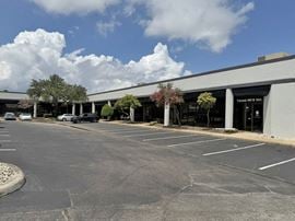 2391 NE Loop 410