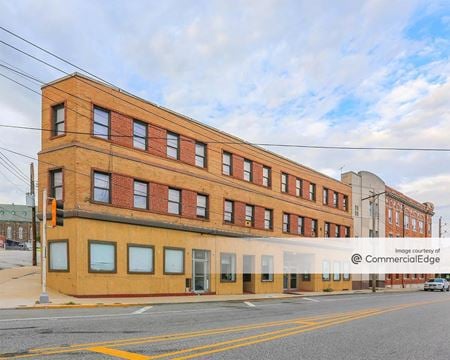 Office space for Rent at 600 East Broadway in Alton