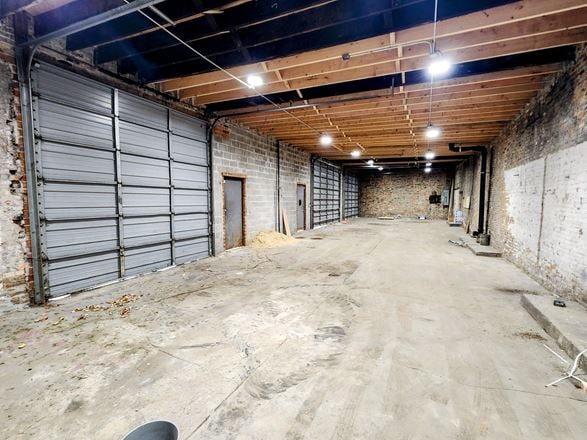 3566 S. Halsted | Free-Standing RET/FLEX Building