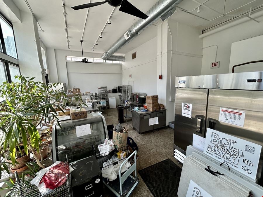 7100 S South Shore Drive - +/- 1,100 SF