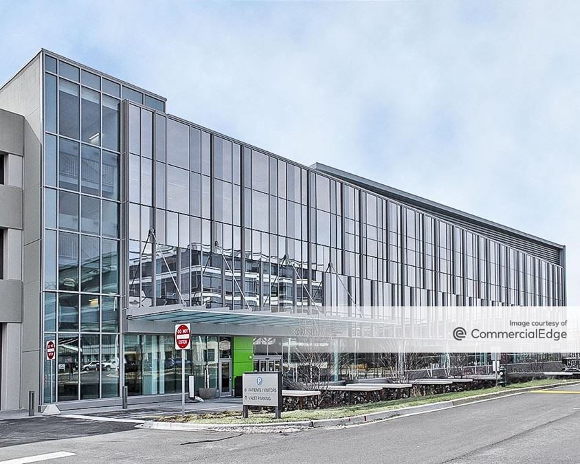 Rush Oak Brook Orthopaedic Center 2011 York Road, Oak Brook, IL