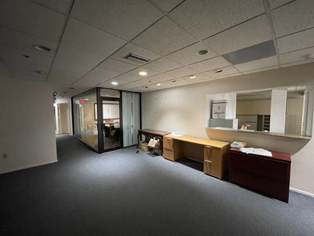 Photo of commercial space at 130 N Tamiami Trl in Sarasota