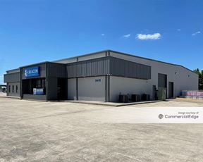 2419 North Interstate 35