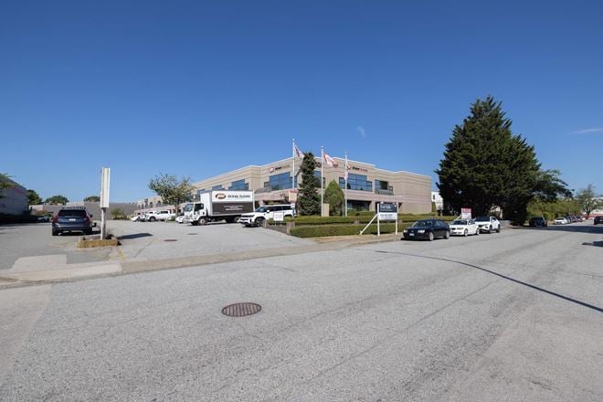 130, 13500 Maycrest Way