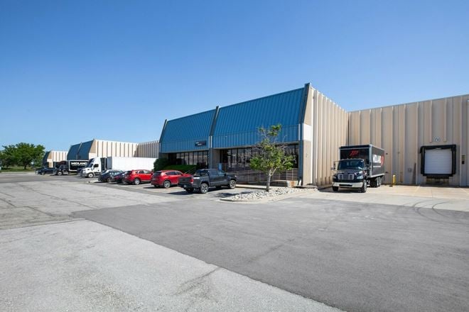 Westroads Distribution Center