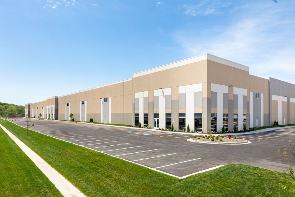 Phenix Commerce Center Building 1
