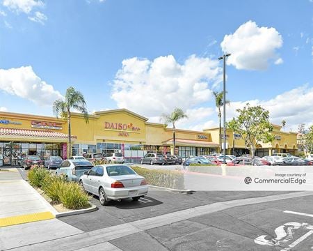 Elm Center Shopping Center - Temple City