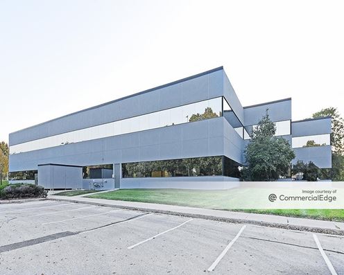 Westown Business Center - Building II